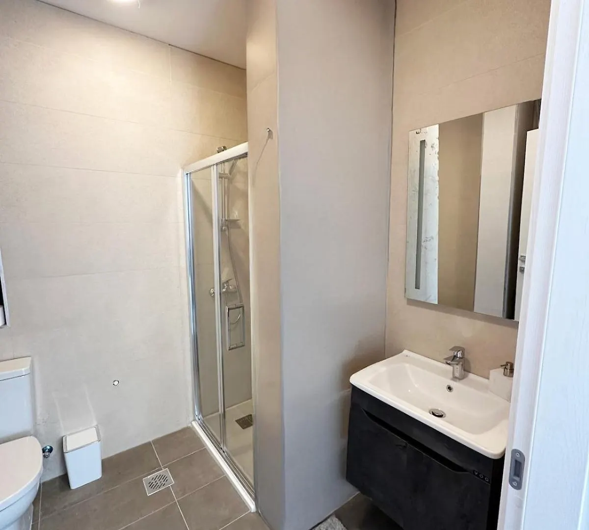 Apartment Stylish Retreat In Pacaville Saint Julian's